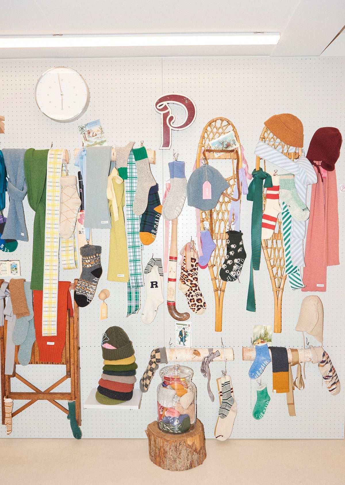 STYLE 06_HAPPY HOLIDAYS