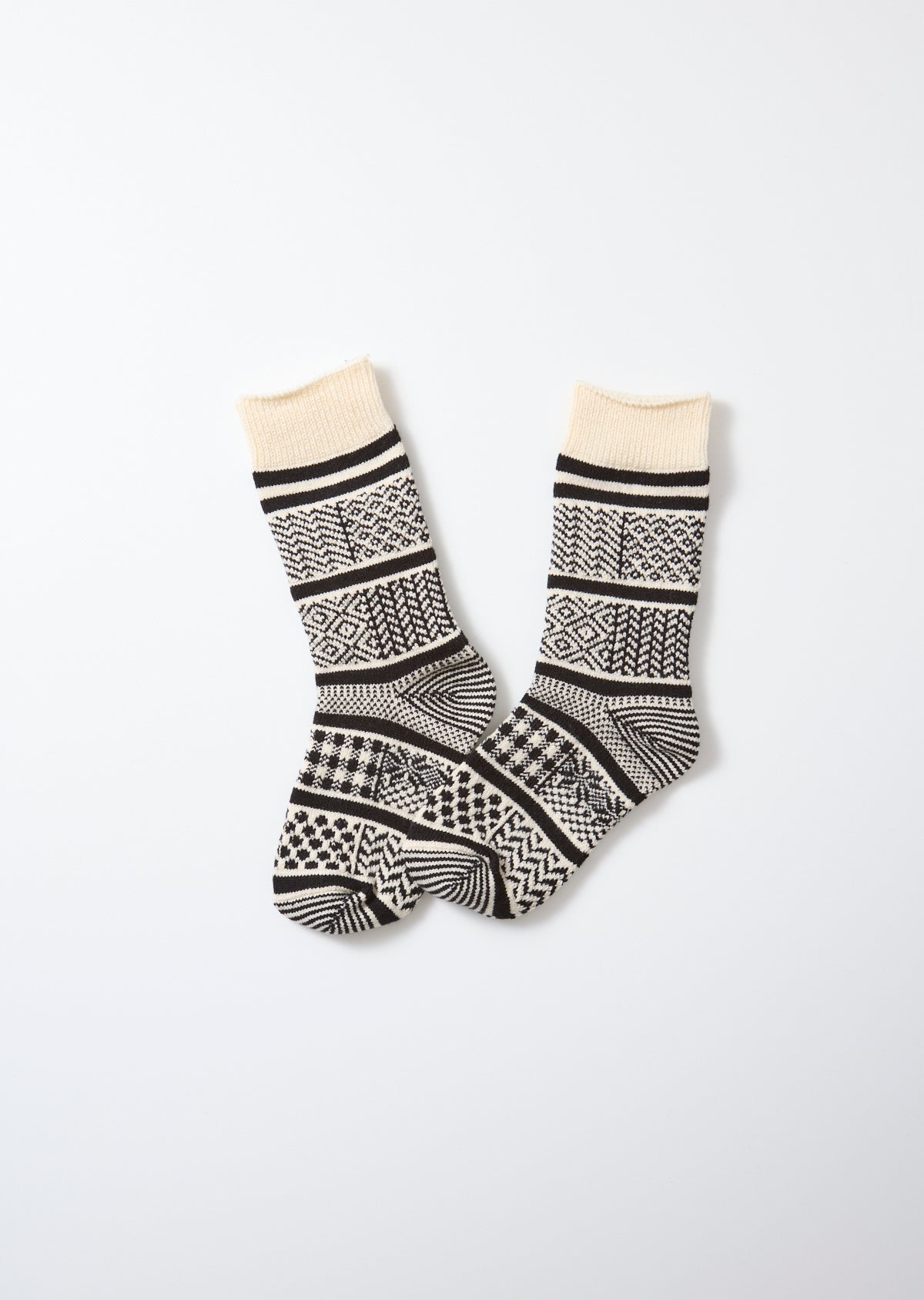 IVORY / BLACK